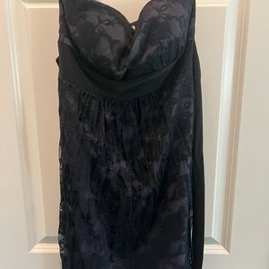 Black lace sleeveless short dress